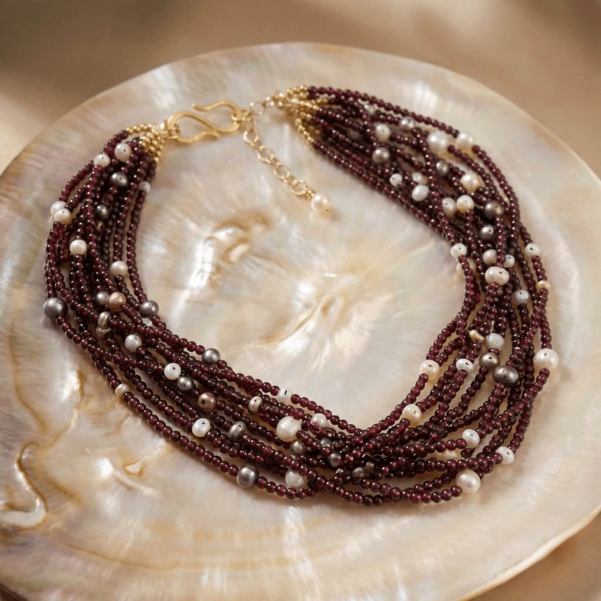 Red Agate and Freshwater Pearl Necklace - Thumbnail 2