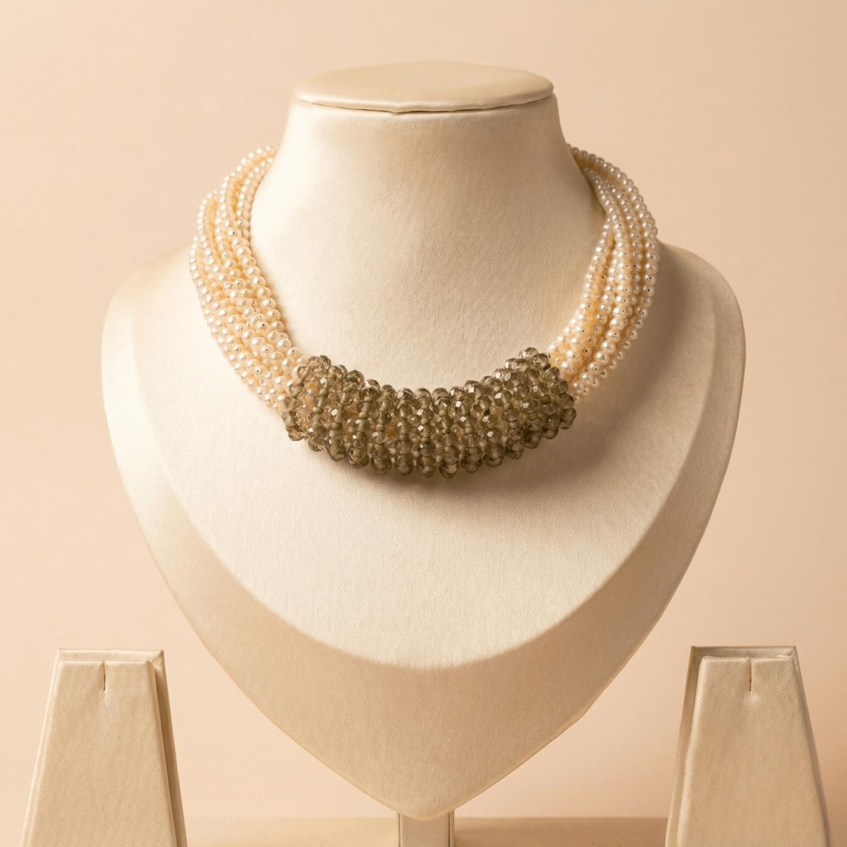Pearl and Crystal Necklace - Thumbnail 3