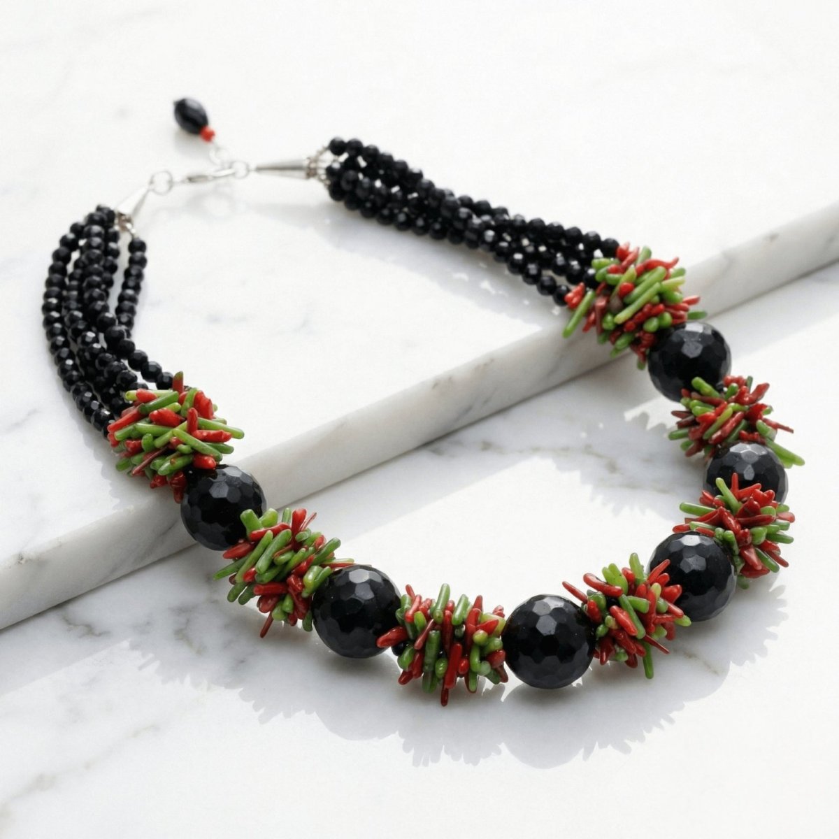 Black Onyx and Coral Necklace - Thumbnail 3