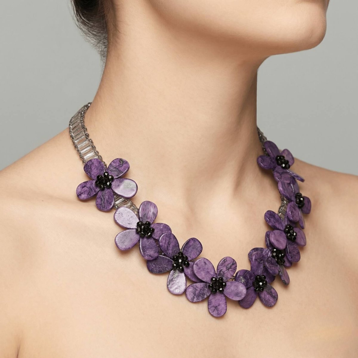 Black Onyx and Purple Flower Necklace - Thumbnail 2