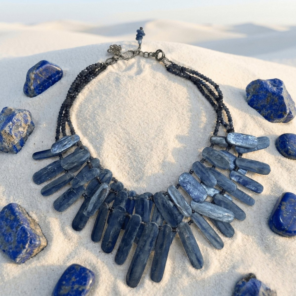 Iolite and kyanite Necklace - Thumbnail 2